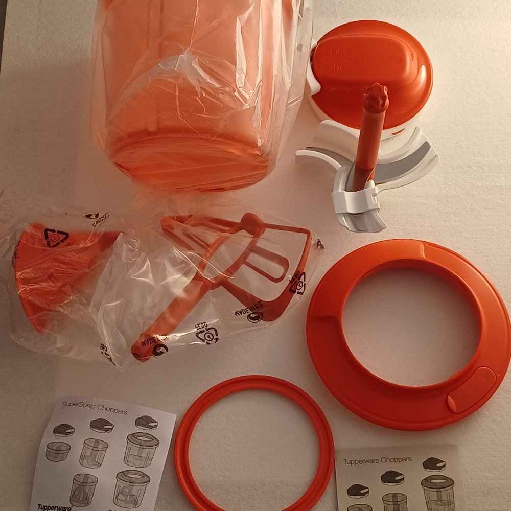 NWT Tupperware Measuring Cups & Measuring Spoon Mates Set Baking Kitchen Gadgets - Picture 7 of 16
